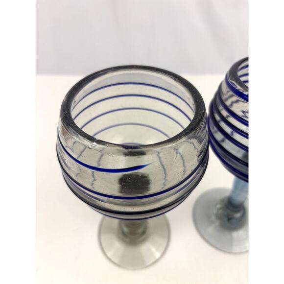Set 2 Hand Blown Mexican Glass Wine w/ Blue Swirl Bubbles - Picture 6 of 12